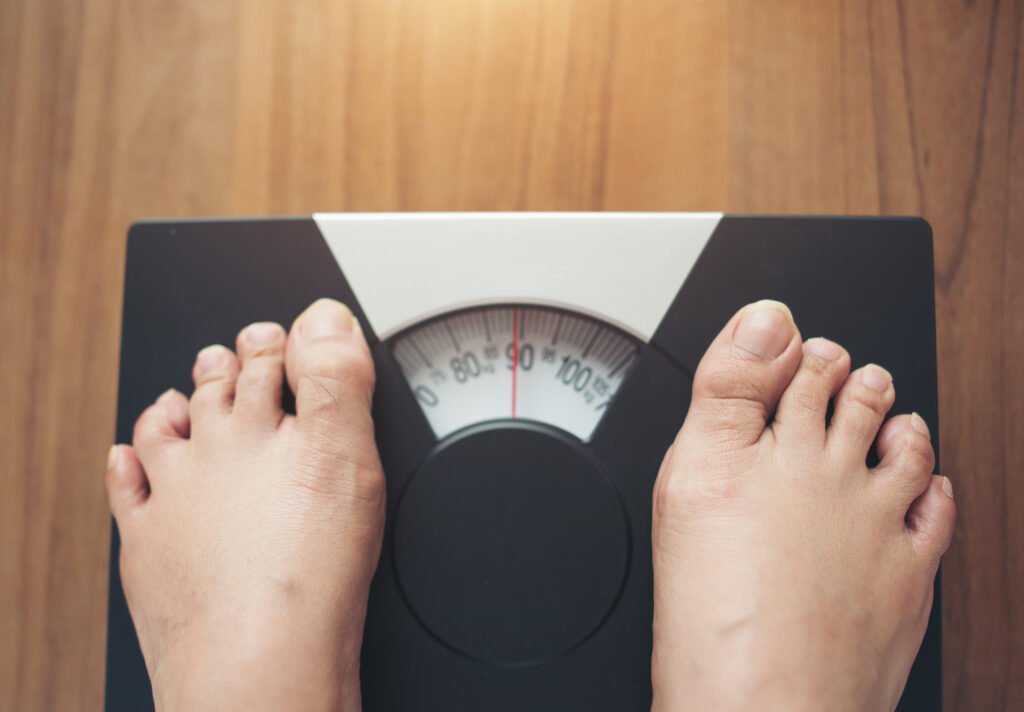 Calculate your ideal body weight based on your height, gender, and body frame with our free ideal body weight calculator. Set realistic health and fitness goals today!